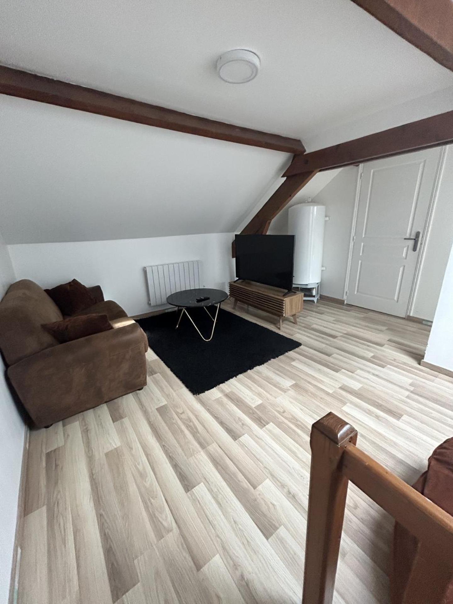 Grand Cru * Magnifique Duplex Au Coeur D'Epernay Apartment Bagian luar foto